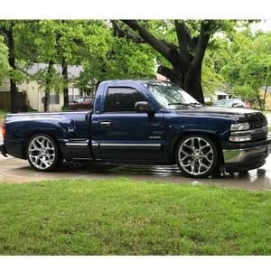 Meet your Posher, Cesar